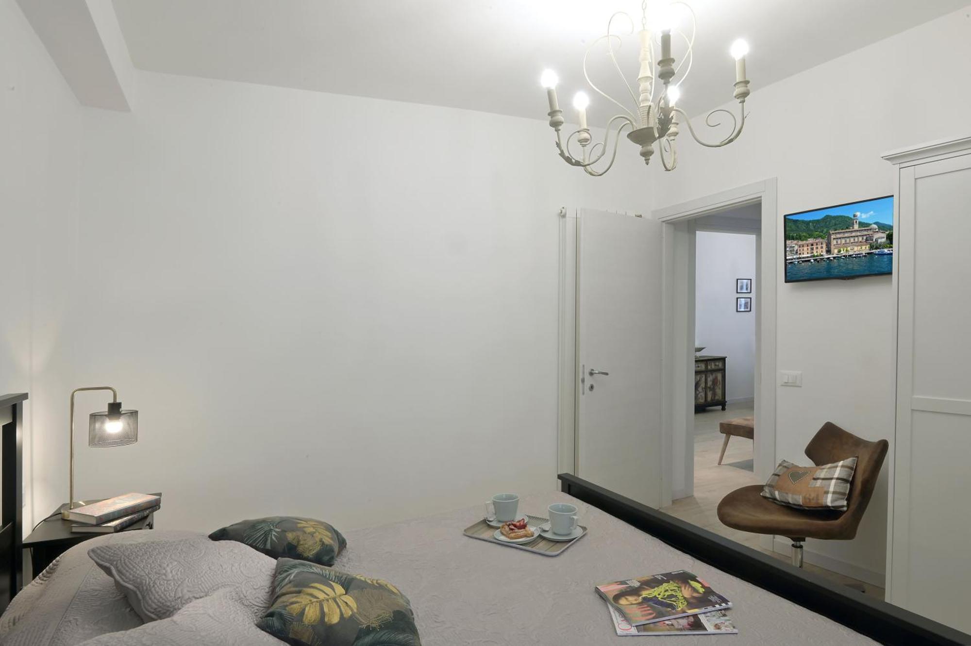Cavour apartments Salò Extérieur photo